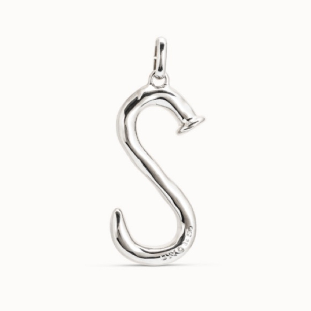 Uno de 50 • Initial S • Silver plated • Large